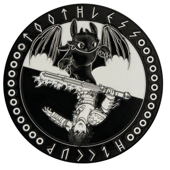 How To Train Your Dragon Toothless & Hiccup Medallion Limited Edition Emblem - Picture 4 of 5